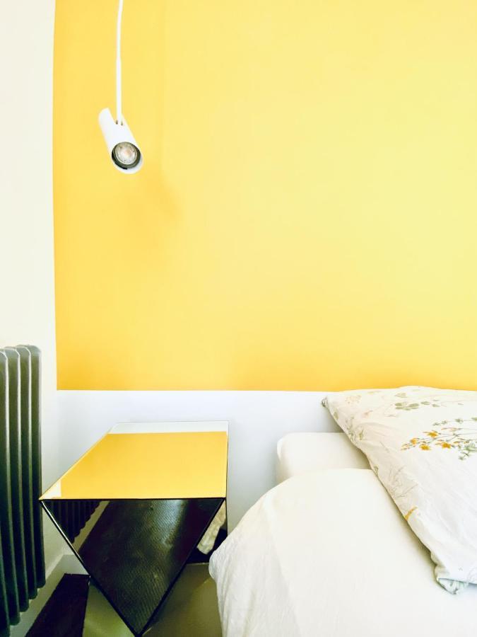 Mâcon Chambre Arty Chez Minuit Deux المظهر الخارجي الصورة